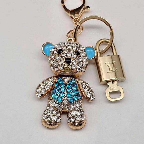 Authentic Louis Vuitton Lock & Key with unbranded Rhinstone Bear Bagcharm - Picture 4 of 7